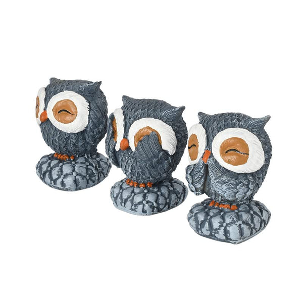 Handcrafted Resin Satue For Home And Office Table Décor Unique Designer Lovable Statue (Set Of 3) BY Deveie Crafts