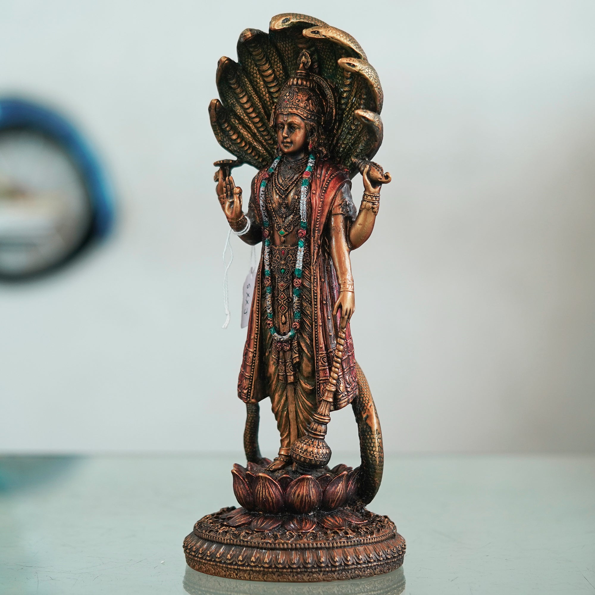 Deveie Crafts Resplendent Metal Lord: The Majesty of Vishnu Forged in Alloyed Grace