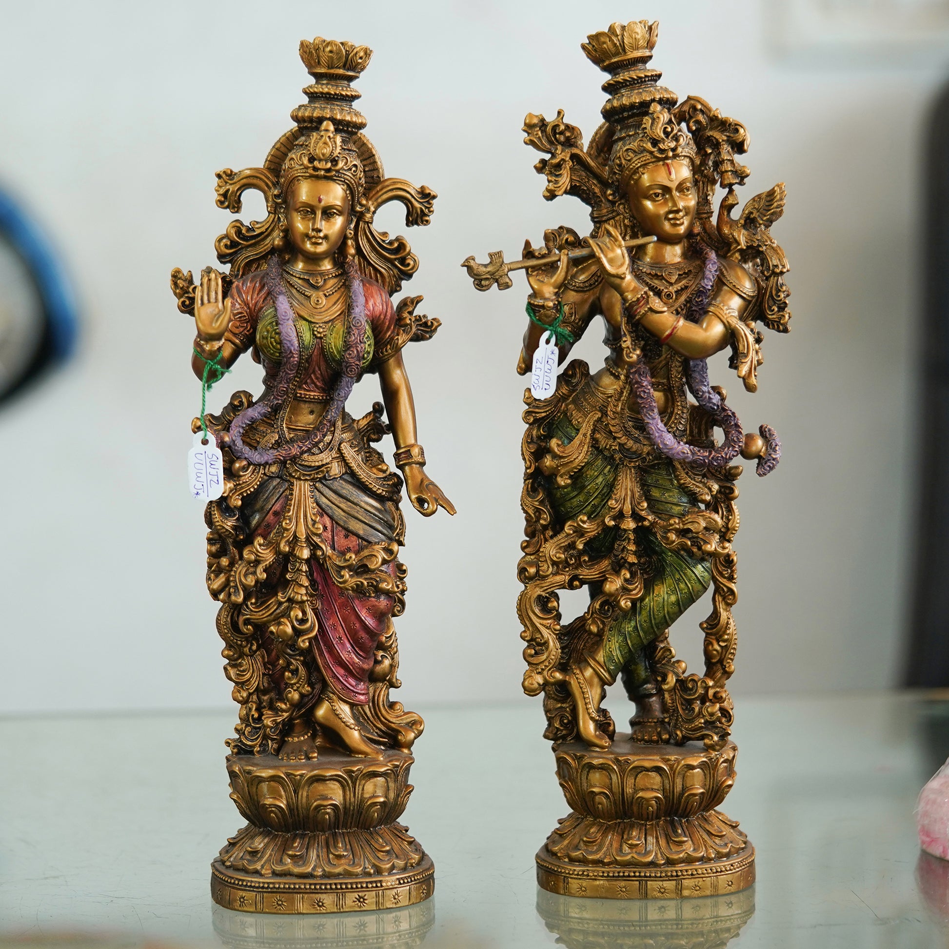 Deveie Crafts Resin Radha Krishna Statue - Divine Love Sculpture - Deveie