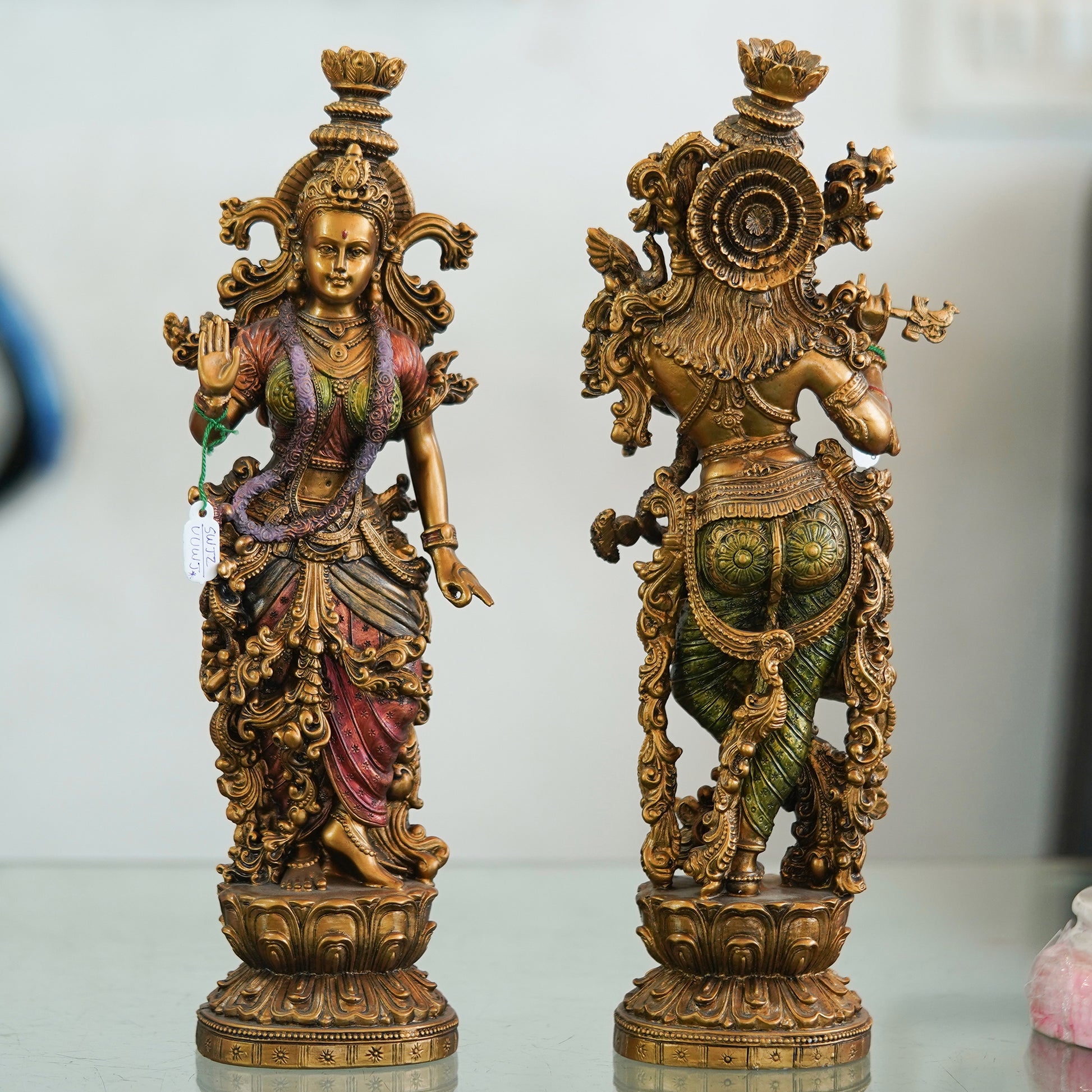 Deveie Crafts Resin Radha Krishna Statue - Divine Love Sculpture - Deveie