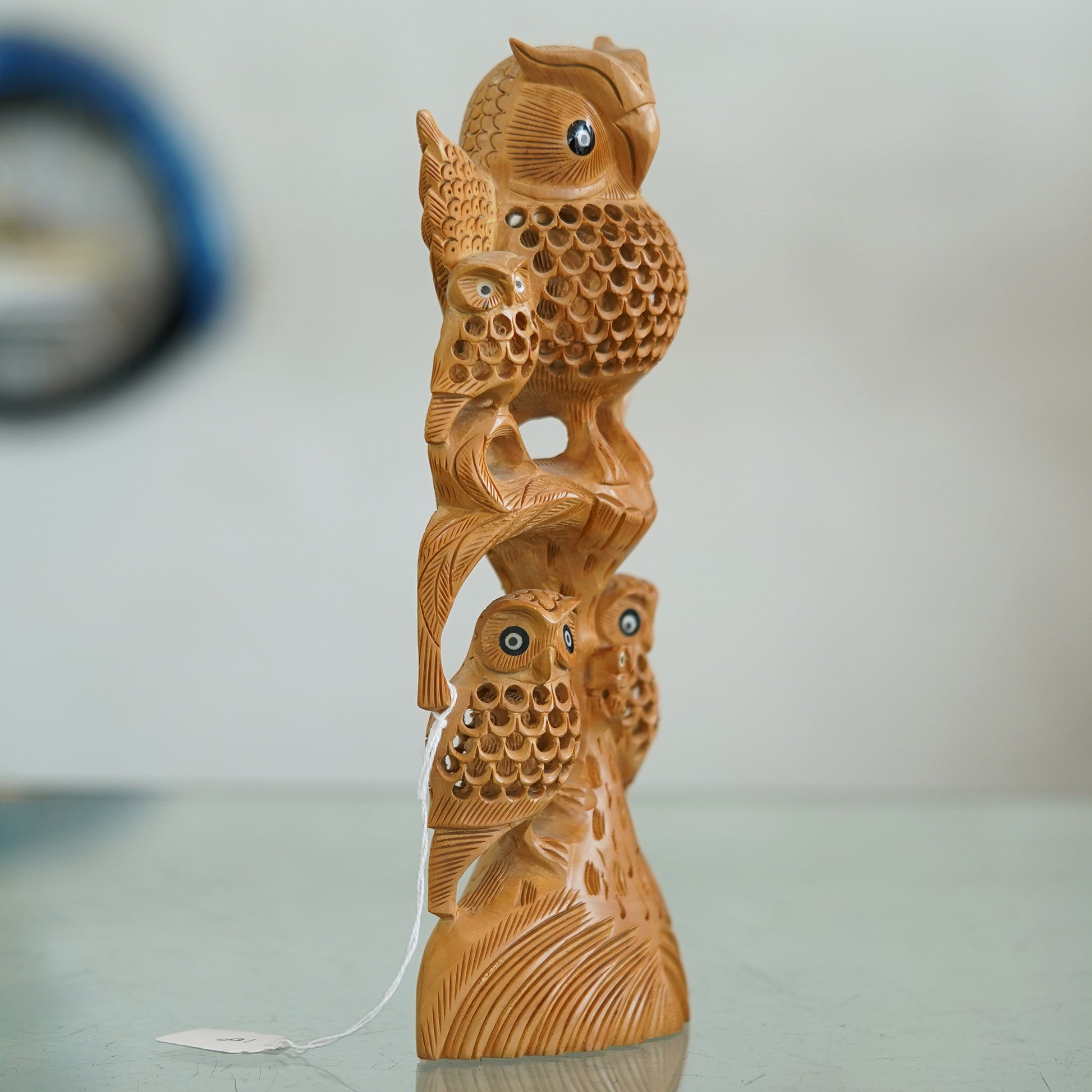 Deveie Crafts Harmonious Wooden Owl Family Sculpture: Crafted Elegance Depicting Unity and Wisdom in Nature's Embrace - Deveie